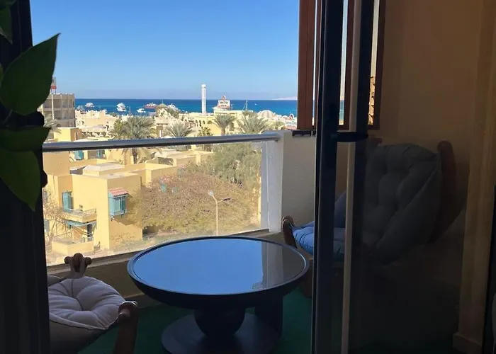 شقة Benashti